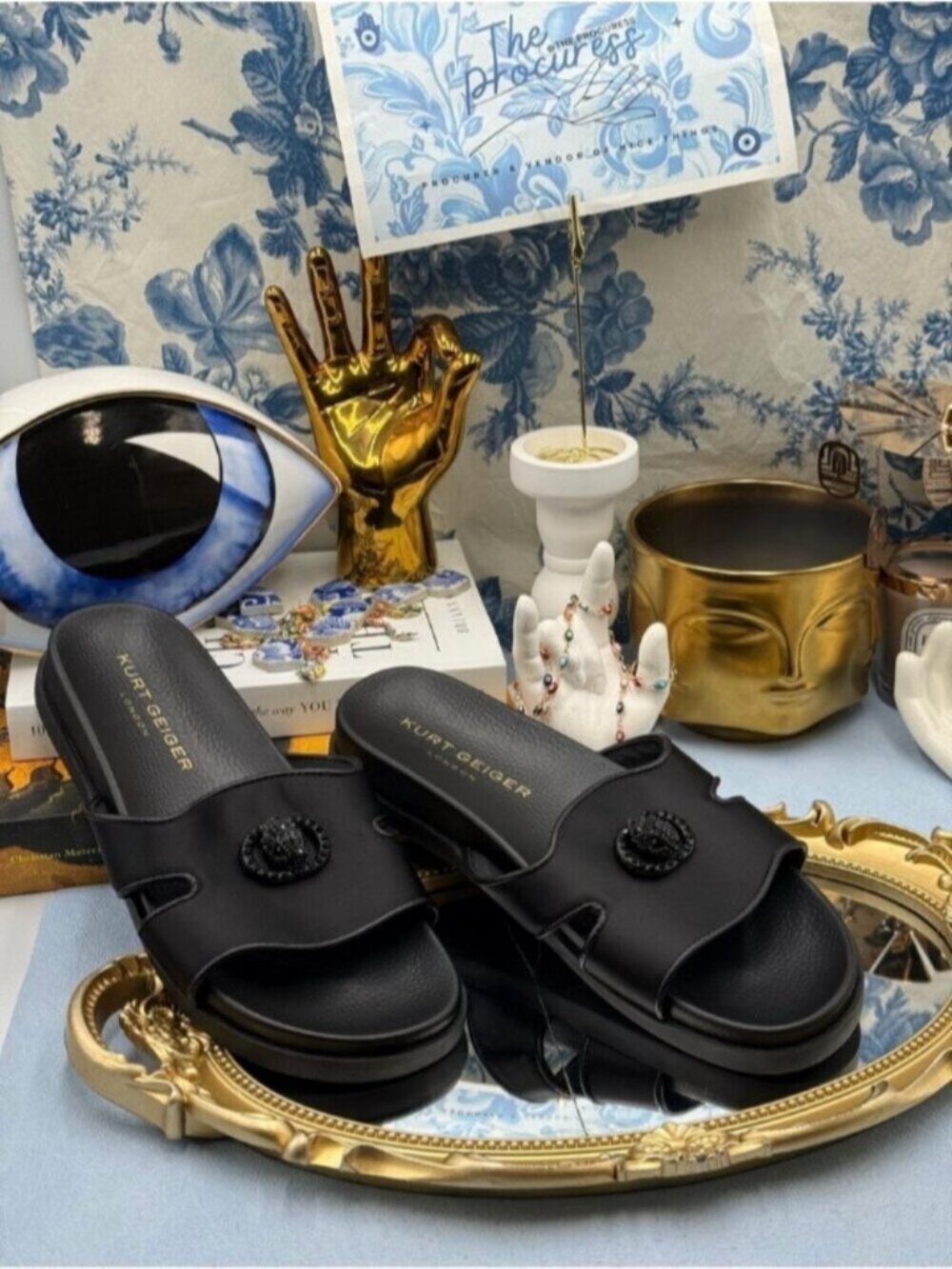🆕 KURT GEIGER LONDON 🧿 NWOB Chelsea Cut Out Slide Sandal, Black Satin - Sz 7